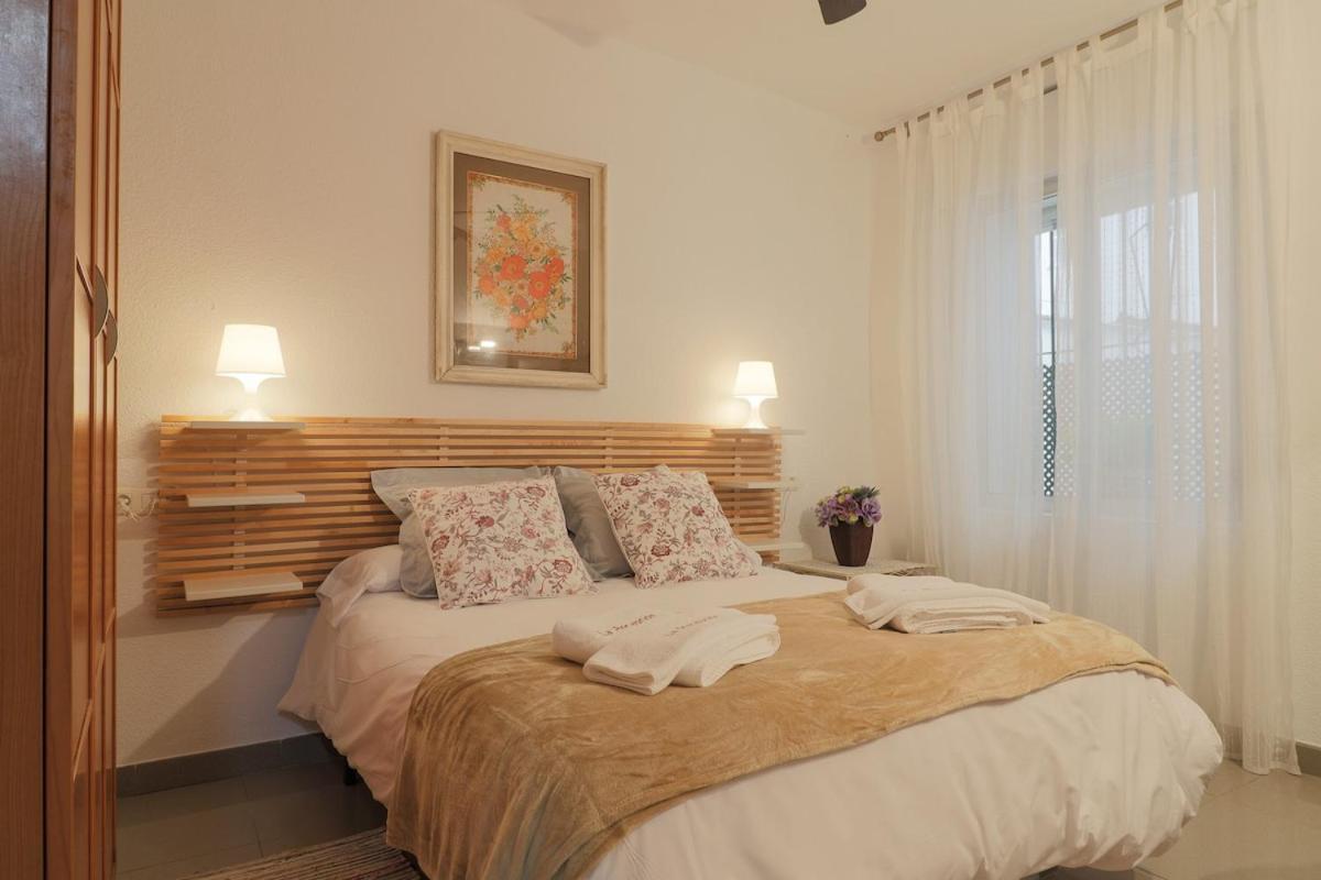 C52 - Seaside 2 Bedrooms By The Center Малага Екстериор снимка